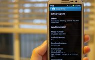 Samsung Galaxy S3 on AT&T Receives Android 4.1.1 Jelly Bean Update - Hand Holding Samsung Galaxy S3 With Jelly Been Update For AT&T - Droid Views