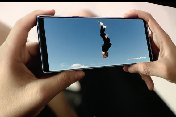 Video Viewing on a notchless phone