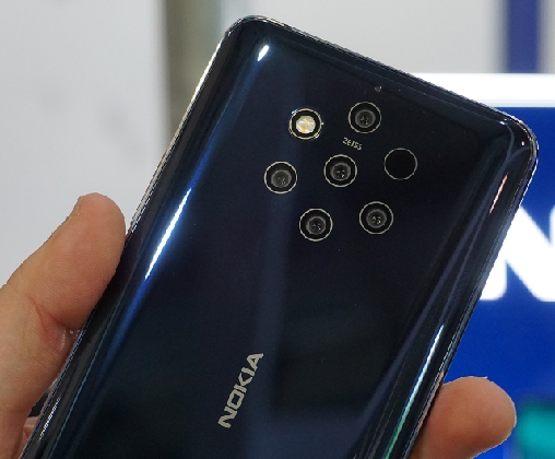 Nokia 9 PureView