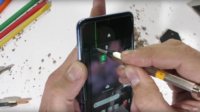 Galaxy Z Flip Display Durability Test