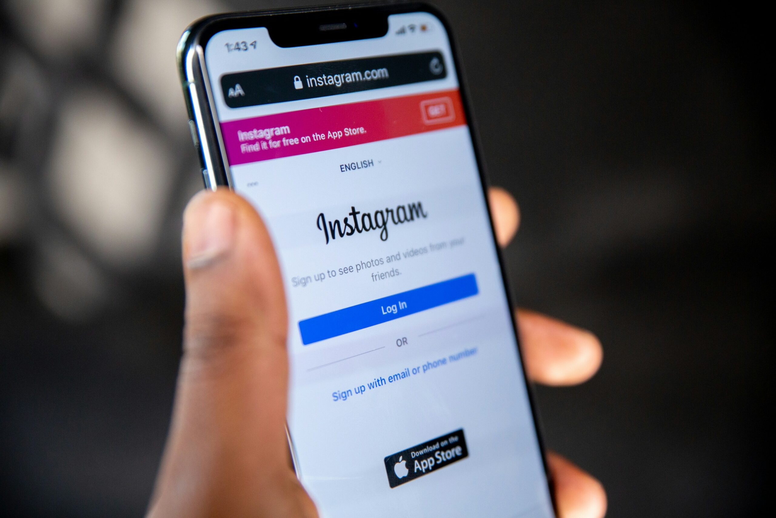 Android phone open to Instagram